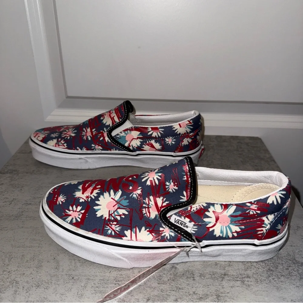Vans Classic Slip On Crew Floral Men’s 5.5 / Women's 7 Blue Purple Red Shoes - Picture 4 of 7